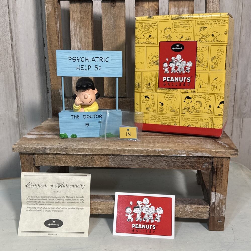 Hallmark Snoopy Peanuts Gallery Collection Lucy Mood Booth With Sign